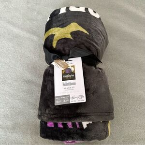 Disney Hallmark Haunted Mansion Perfect Resting Place Throw Blanket 50x60 NWT